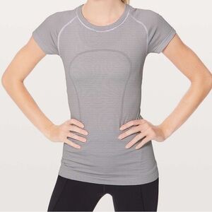 Lululemon Athletica Swiftly Tech Short Sleeve Striped Black/Navy & White size 8